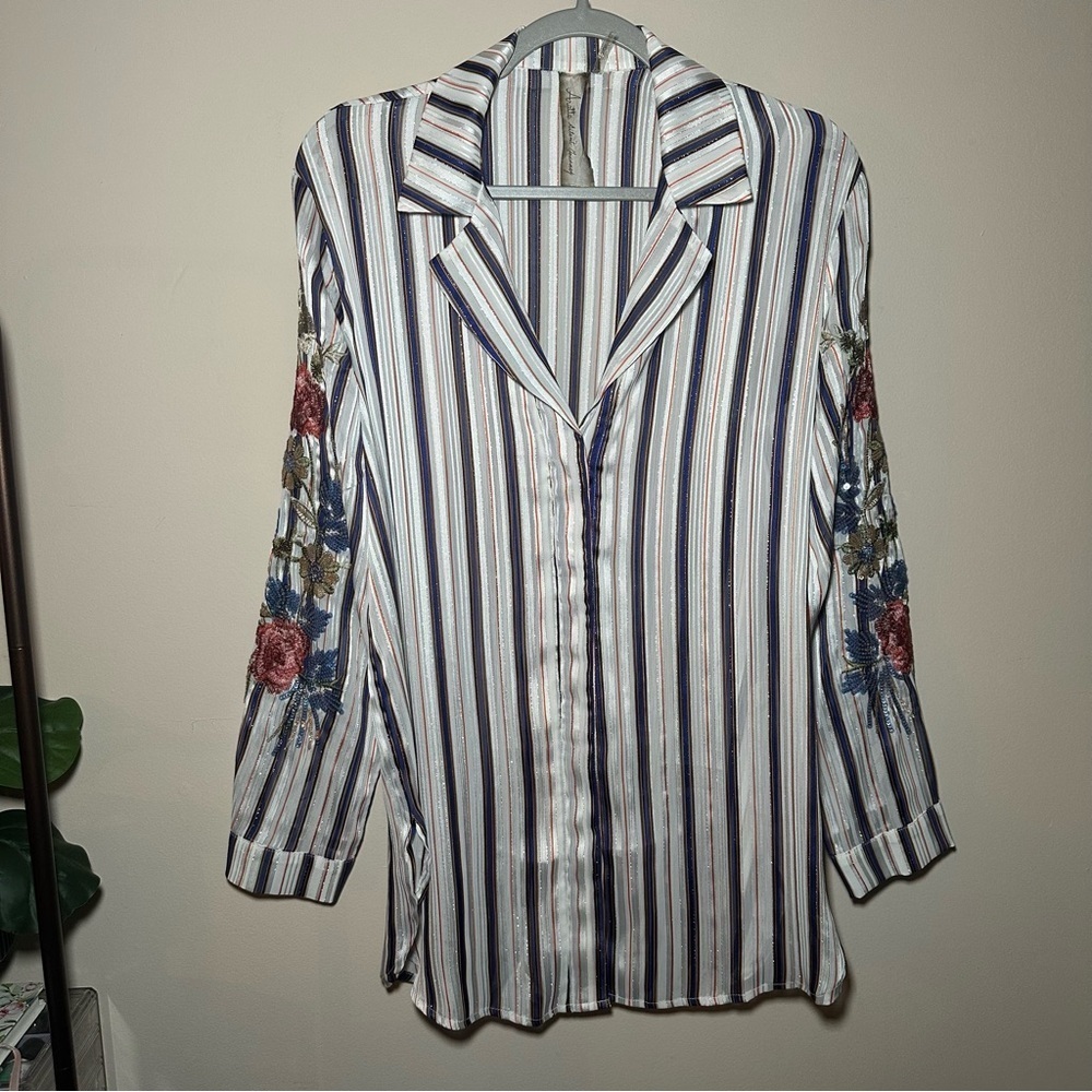 Aratta Silent Journey Striped Floral Embroidered Button Down Top Bundle Size S-M - Picture 2 of 16